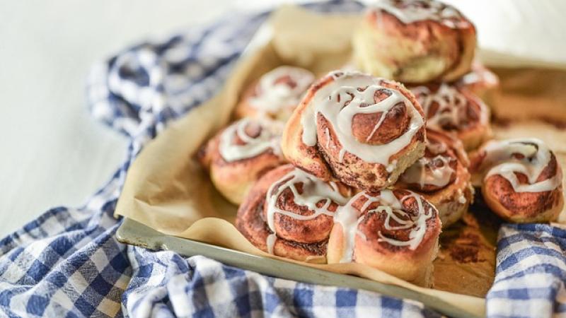 Cinnamon rolls 